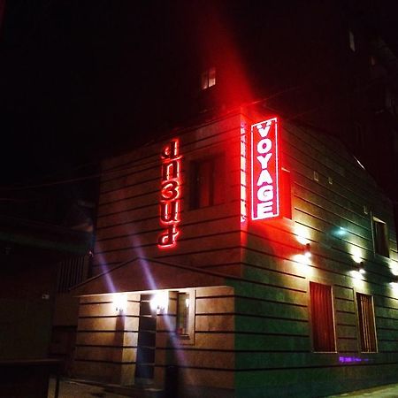 Voyage Hotel Jerevan Exteriör bild