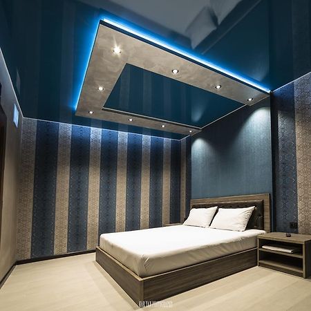 Voyage Hotel Jerevan Rum bild