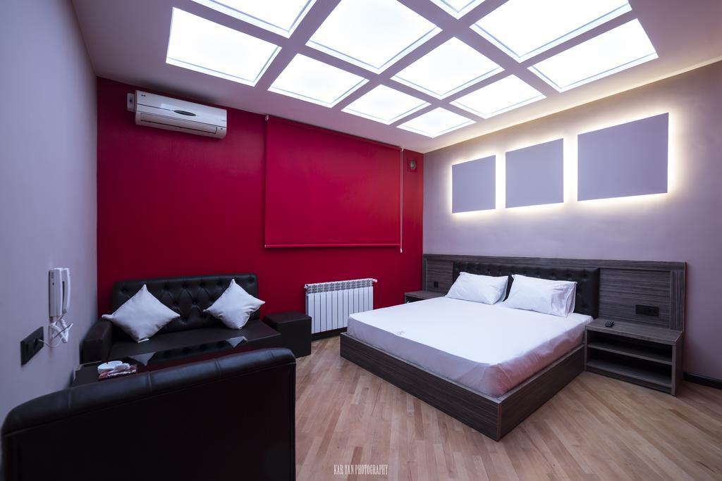 Voyage Hotel Jerevan Rum bild